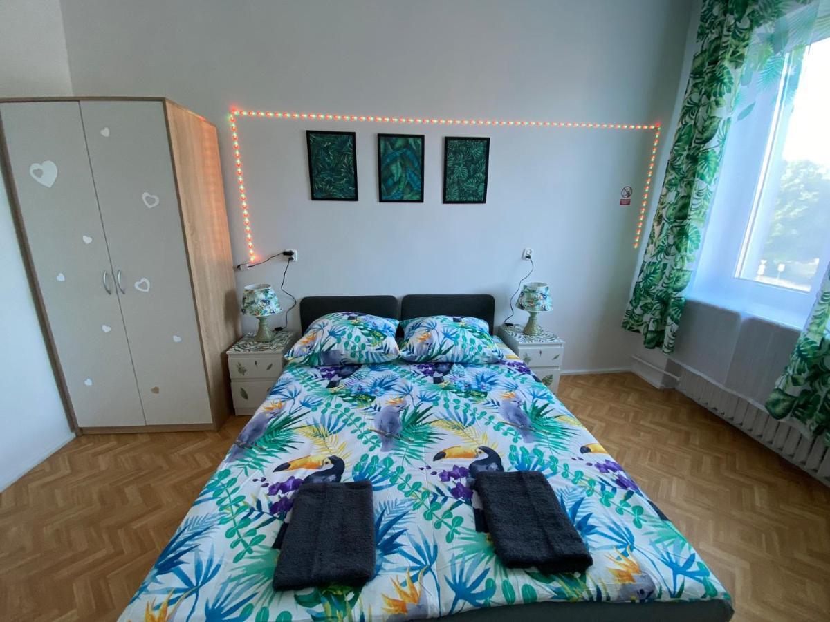 Jungle Rooms Gdansk Bagian luar foto