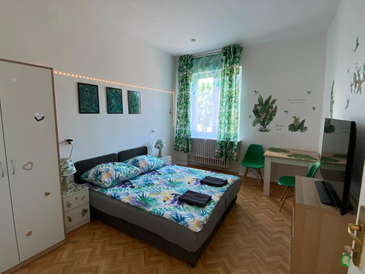 Jungle Rooms Gdansk Bagian luar foto